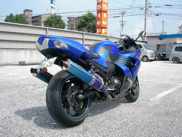 永尾さん KAWASAKI ZZ-R1400